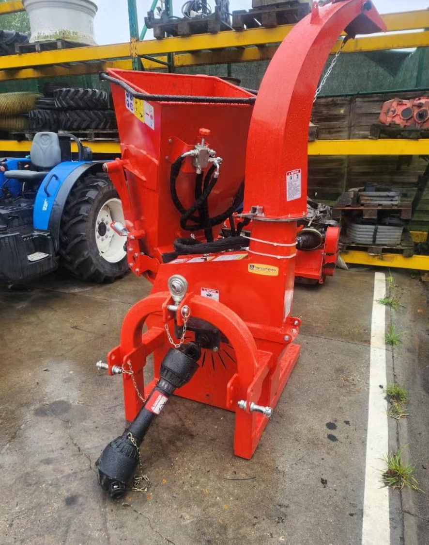 BOXER HOUTHAKSELAAR HV157